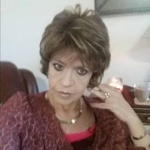 Meet your Posher, Gail